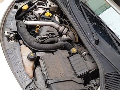 Usata Renault Clio II 68 CV (50 kW) 2010 Bianco Berlina