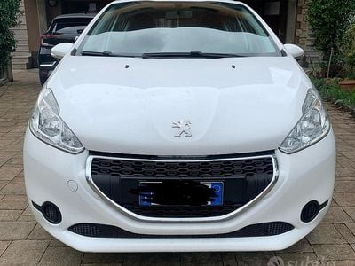 Occasion Peugeot 208 68 ch (50 kW) 2014 Blanc Citadine