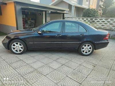 Usata Mercedes C240 2000 Blu Berlina