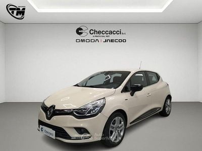 Usata Renault Clio IV 75 CV (55 kW) 2018 Beige Berlina