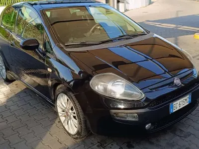 Brugt Fiat Punto Evo Sport 105 HK (77 kW) 2010 Sort Hatchback