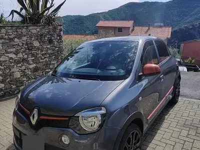 Gebraucht Renault Twingo GT 110 PS (80 kW) 2017 Grau Kleinwagen