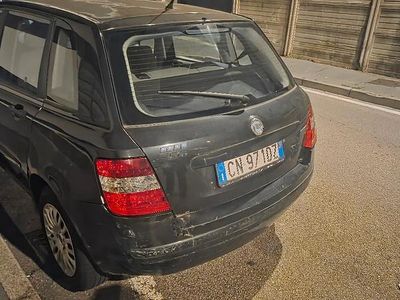 Usata Fiat Stilo 95 CV (69 kW) 2004 Nero Berlina