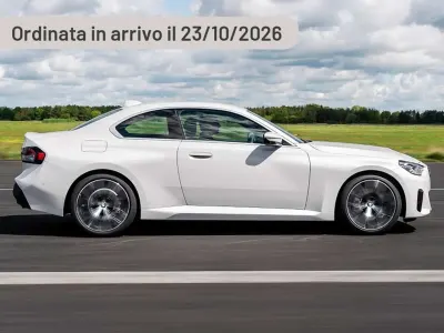 Nuova BMW M2 530 CV (389 kW) 2025 Argento Coupé