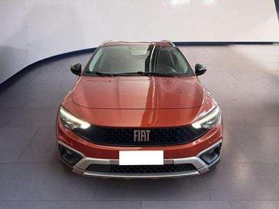 Usata Fiat Tipo Cross 101 CV (74 kW) 2022 Arancione Utilitaria