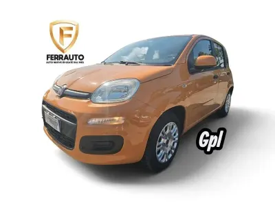 Usata Fiat Panda Lounge 69 CV (50 kW) 2019 Arancione Utilitaria