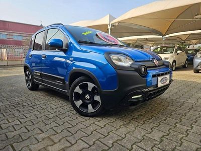 Usata Fiat Panda Cross 69 CV (50 kW) 2025 Metallizzato  azzurro Utilitaria