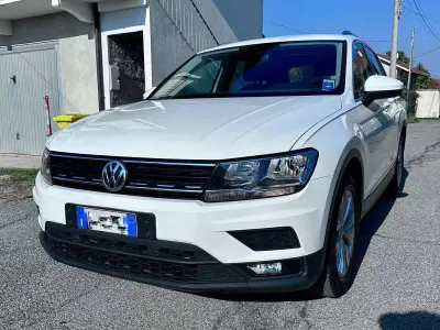 Usata VW Tiguan Business 150 CV (110 kW) 2017 Bianco SUV