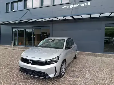 Usata Opel Corsa Edition 101 CV (74 kW) 2025 Grigio Utilitaria