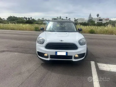Usata Mini Cooper D Countryman Business 150 CV (110 kW) 2018 Bianco SUV