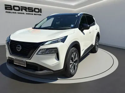 Usata Nissan X-Trail N-Connecta 158 CV (116 kW) 2023 Bic.bianco/tetto nero SUV