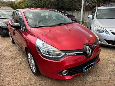 Usata Renault Clio IV 90 CV (66 kW) 2012 Rosso Berlina