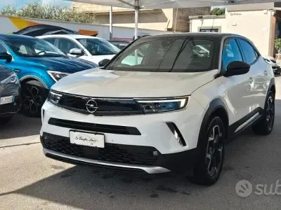 Usado Opel Mokka Ultimate 131 CV (96 kW) 2022 Blanco SUV