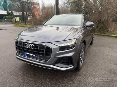 Usata Audi Q8 Comfort 286 CV (210 kW) 2019 Grigio SUV