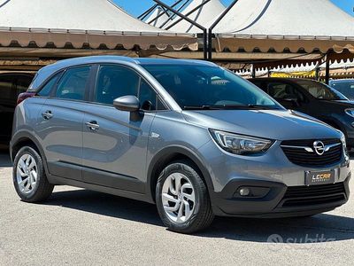 Usata Opel Crossland X 102 CV (75 kW) 2018 Grigio SUV