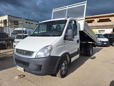 usata Iveco Daily 35c11 Ribaltabile