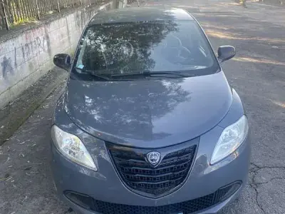 Usata Lancia Ypsilon S 69 CV (50 kW) 2016 Utilitaria