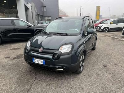 Usata Fiat Panda Cross Cross 69 CV (50 kW) 2025 Verde Utilitaria