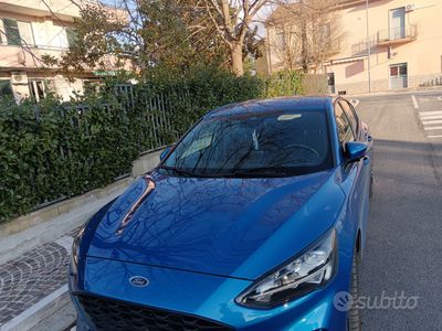 Blu Usata 2020 Ford Focus ST-Line Berlina | 15.500 € (Buon prezzo)