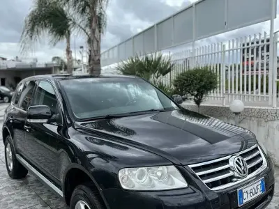 Usata VW Touareg 174 CV (127 kW) 2005 Nero SUV