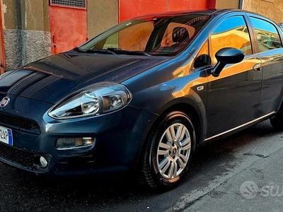 Usata Fiat Punto 95 CV (69 kW) 2014 Utilitaria
