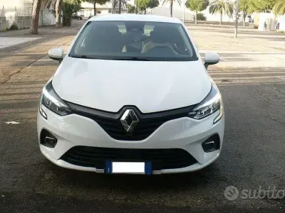 Usata Renault Clio V Zen 116 CV (85 kW) 2020 Bianco Berlina