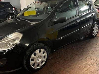 Usata Renault Clio II 85 CV (62 kW) 2006 Berlina
