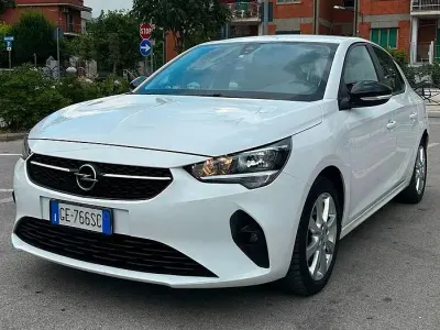 Usata Opel Corsa Elegance 102 CV (75 kW) 2021 Bianco Utilitaria