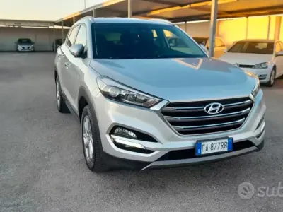 Usata Hyundai Tucson Xpossible 116 CV (85 kW) 2015 Grigio SUV