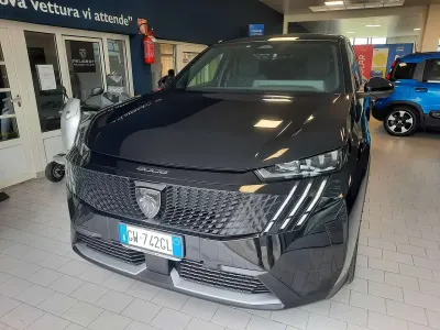 Gebraucht Peugeot 3008 GTi 136 PS (100 kW) 2024 Schwarz SUV