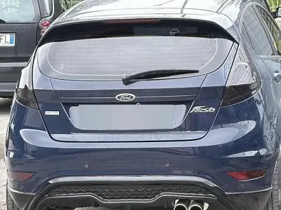 Usata Ford Fiesta S 100 CV (73 kW) 2015 Blu Utilitaria