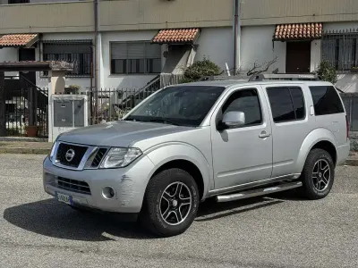 Używany Nissan Pathfinder 190 KM (139 kW) 2012 SUV