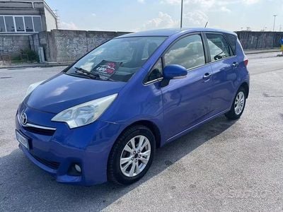 Usata Toyota Verso-S Style 89 CV (65 kW) 2013 Blu Monovolume