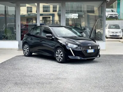 Usata Peugeot 208 75 CV (55 kW) 2023 Nero Utilitaria
