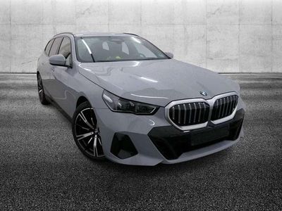 Usata BMW 520 M Sport 197 CV (144 kW) 2025 Grigio Station wagon