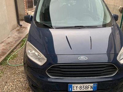 Usata Ford Tourneo Courier 75 CV (55 kW) 2015 Blu Monovolume