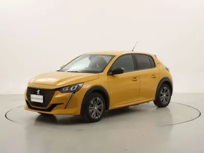 Second-hand Peugeot e-208