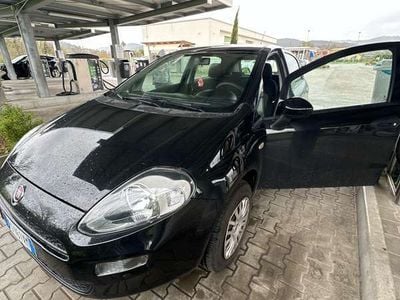 Usata Fiat Punto Easy 77 CV (56 kW) 2017 Nero Utilitaria