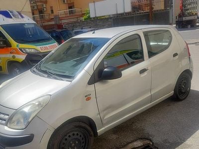 Usata Nissan Pixo 68 CV (50 kW) 2010 Grigio Utilitaria