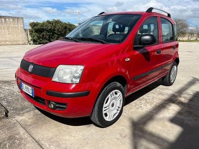 Begagnad Fiat Panda 77 HK (56 kW) 2012 Röd Halvkombi