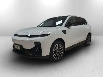Nuova Leapmotor B10 109 CV (80 kW) 2026 Lyght whyte SUV