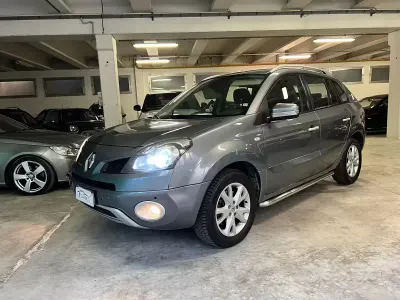 Usata Renault Koleos Dynamique 150 CV (110 kW) 2009 Grigio SUV