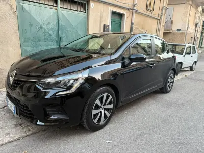 Usata Renault Clio 2023 Nero Utilitaria