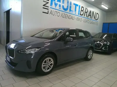 Usata BMW 218 Active Tourer 136 CV (100 kW) 2023 Grigio metallizzato Monovolume