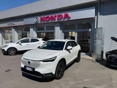 Usata Honda HR-V Advance 107 CV (78 kW) 2022 Platinum white SUV
