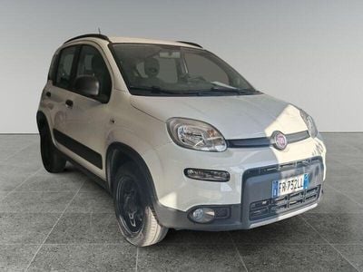 Usata Fiat Panda 4x4 S 95 CV (69 kW) 2018 Bianco Utilitaria