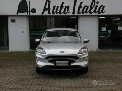 Usata Ford Kuga Titanium 120 CV (88 kW) 2020 Grigio SUV