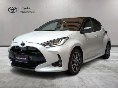 Usata Toyota Yaris Hybrid Style 116 CV (85 kW) 2023 Bianco Berlina
