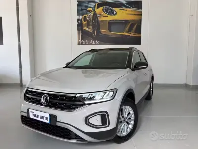 Usata VW T-Roc Style 110 CV (80 kW) 2023 Bianco SUV