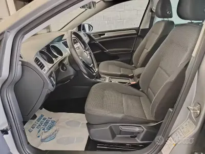 Usata VW Golf VII 110 CV (80 kW) 2016 Marrone Station wagon